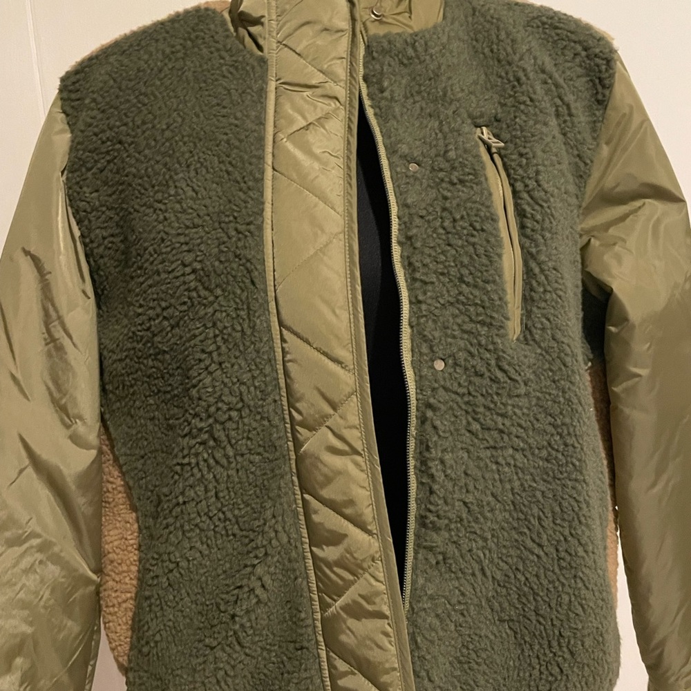 Universal Thread Jacket. Material-Fleece, Nylon. … - image 2